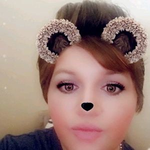 Meet your Posher, Brittney